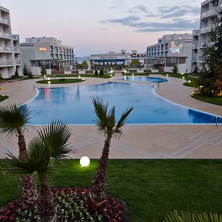 Sunny Relax & Apartament *