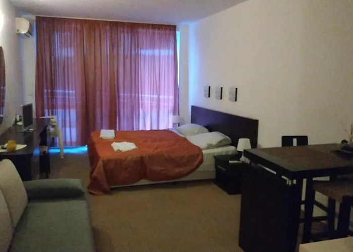 Sunny Relax & Апартаменты